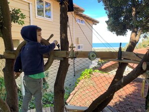 Navigating the ship on the Crow's Nest.   