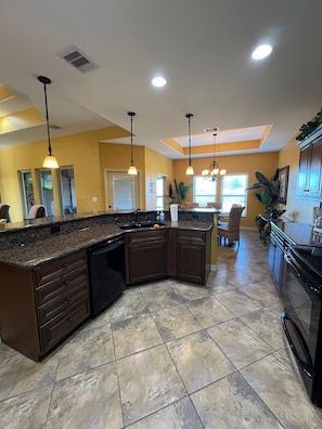 Private kitchen