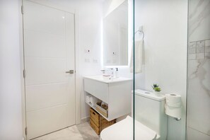 Couples PH  @ Cana Rock Star with Great Golf Views (1641)