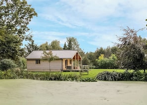 Moorhen Lodge - Acksea Lodges, Oswestry