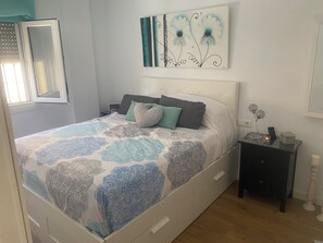 Cama de 1'60 m de ancho por 2 m