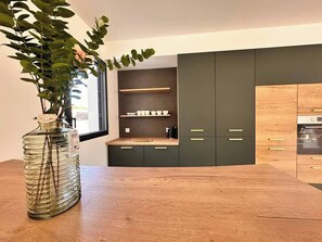 Cuisine-talmontsainthilaire-airbnb