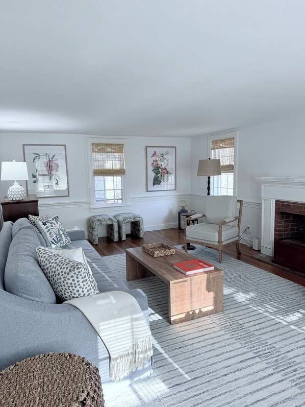 Living Room.  Bright and spacious with new comfy couch. 