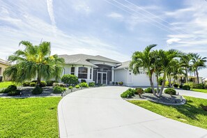Well maintained entrance and pretty landscaping