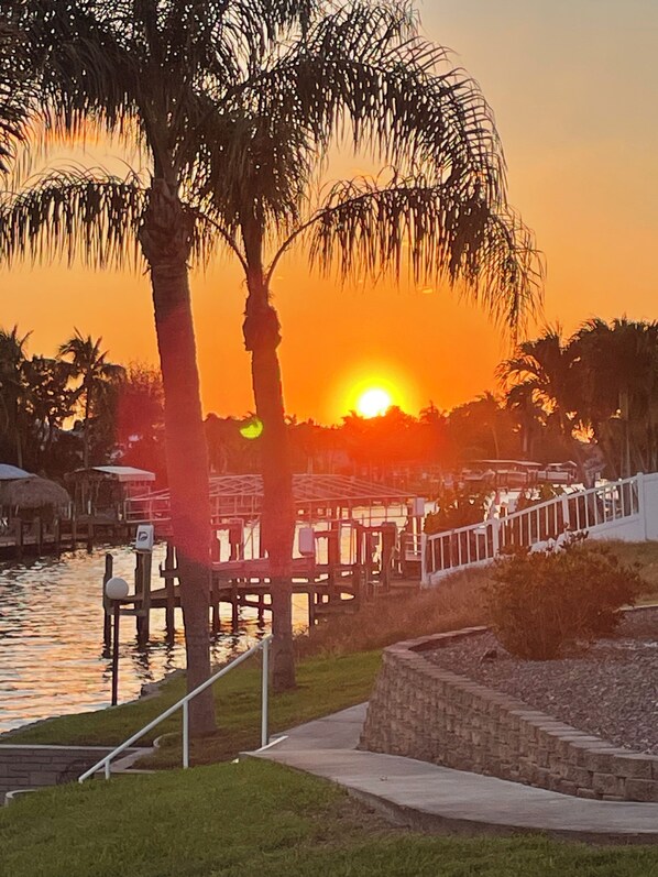 No filter needed! Enjoy magical sunrises & sunsets at this south facing rental.