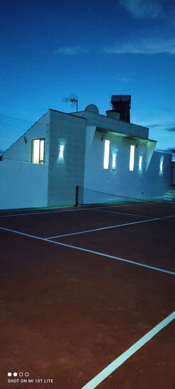 Sport court