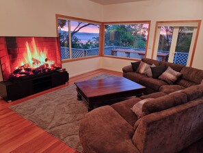 Main Loungeroom with 75" 4K Smart TV