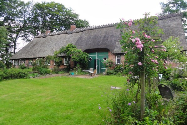 Holiday Home Exterior [summer]