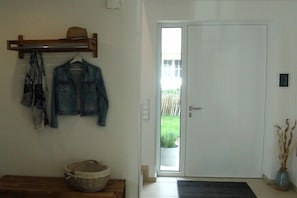 Entrance / Reception