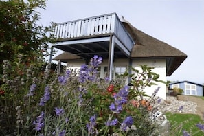 Außenseite Ferienhaus [Sommer]