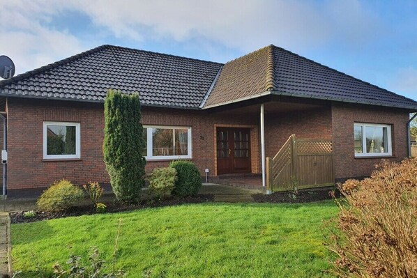 Holiday Home Exterior [summer]