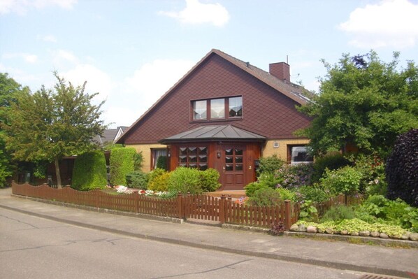 Holiday Home Exterior [summer]