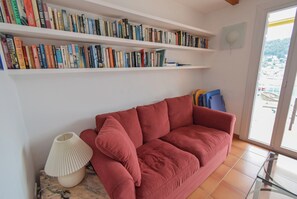 Sitting area