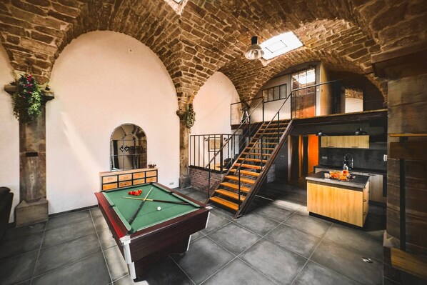 Game room