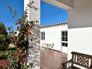 Cowboy Casita at The Blanco Bungalow Portugal -19