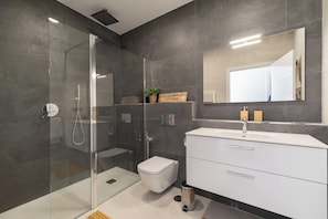 Bain