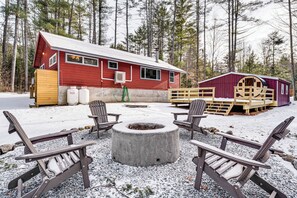 Private Backyard Area | Single-Story Cabin | Sauna | Fire Pit