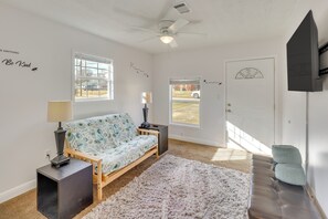 Living Room | Full Futon | Free WiFi | Central A/C & Heating
