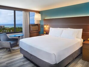 Unit with 1 King Bed