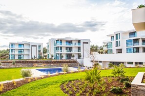 Communal pool and gardensl