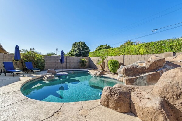 Blue Sapphire Private Pool