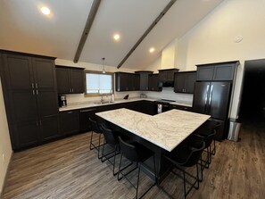Elk Horn Cabin Rental (2090)