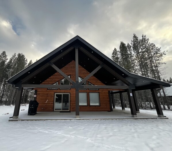 Elk Horn Cabin Rental (2104)