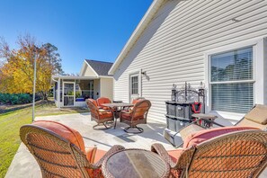 Patio | Charcoal Grill | Dining Area