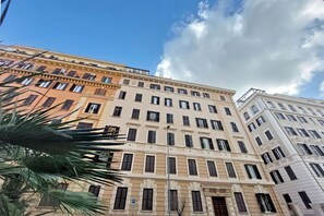 Building Exterior, Scenic View