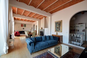 Furniture, Interior Design, Flooring, Couch, Wood, Floor, Room, Ceiling, Living Room, Lighting