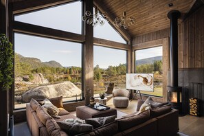 Living room (1)