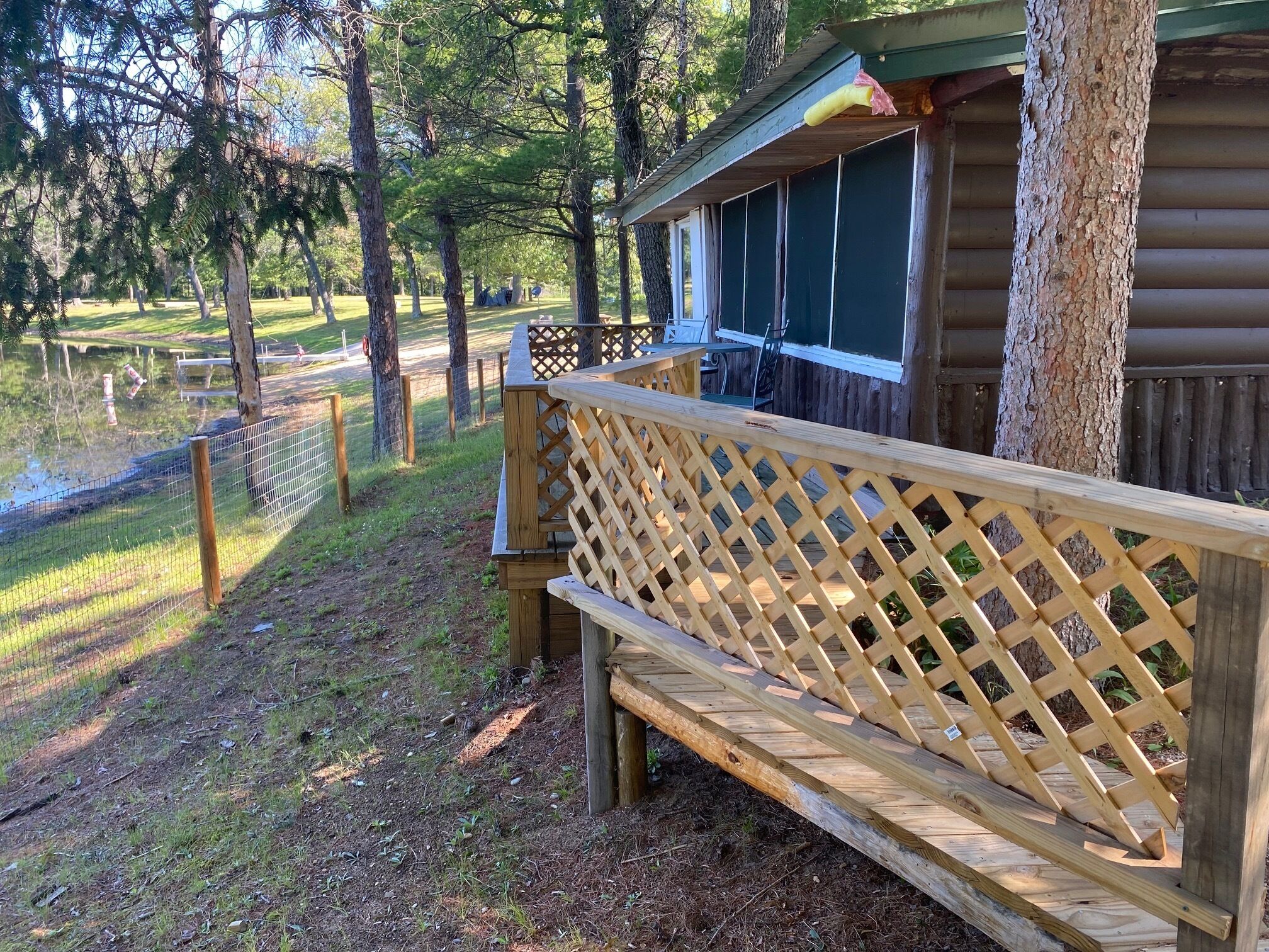 Lake cabin, indoor Pickleball court, access to ATV trails