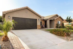 Lovely curb appeal.