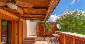 Facade/entrance,Garden