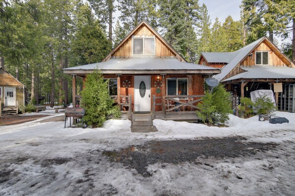 Butte Meadows Vacation Rental | 1BR | 1BA | 1,200 Sq Ft | Steps to Enter