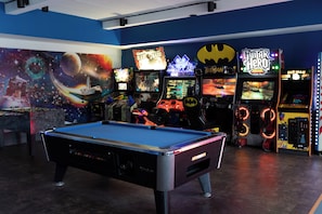 Spielezimmer