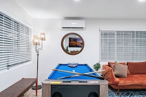 Spielezimmer