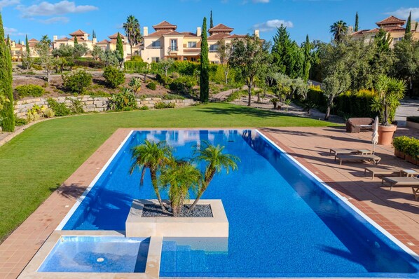 Communal pool with large terracel