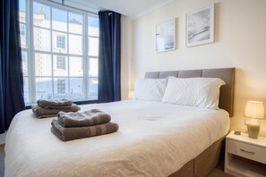 Skokholm Apartment - 3 Bedroom Apartment - Tenby (24599)