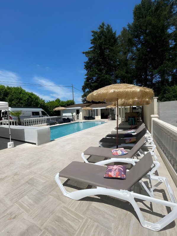 Swimming pool