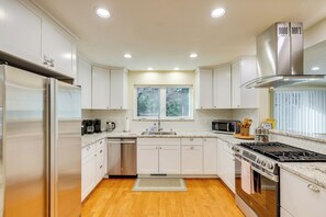 Kitchen | Single-Story Cottage | In-Unit Laundry | Central Heating & A/C