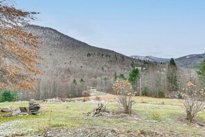 Mountain Views | Backyard