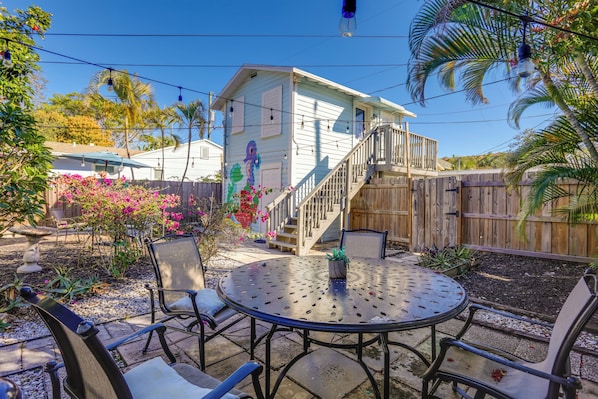 Lake Worth Beach Vacation Rental | Studio | 1BA | Stairs Required | 450 Sq Ft