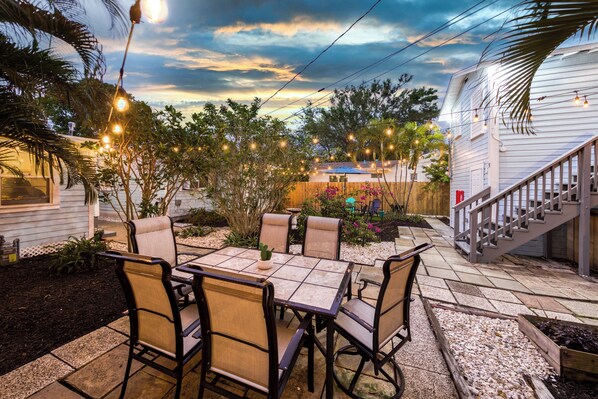 Lake Worth Beach Vacation Rental | Studio | 1BA | 3 Steps Required | 700 Sq Ft