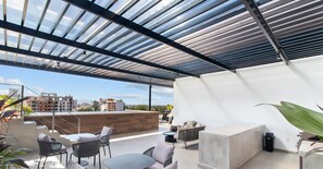 Roof Top & Barbecue area 