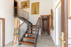 Entrada (vista interior)