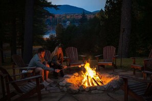Copy of 065-townhouse-lodge-fall-2023-web-exterior