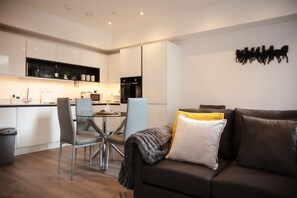 Living Room / Lounge