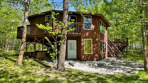 Cabin_202