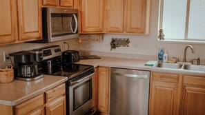 Cabin_20_02